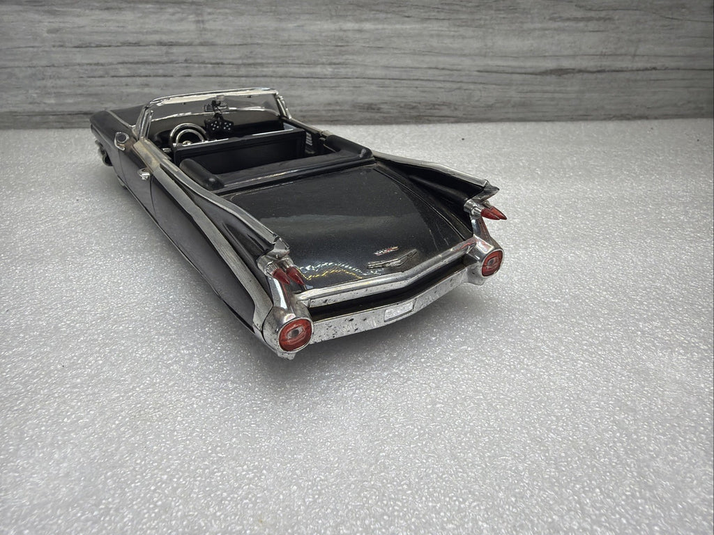 Jada Diecast 1:24 Street Low Metallic Black  1959 Cadillac Eldorado Model VGC!9