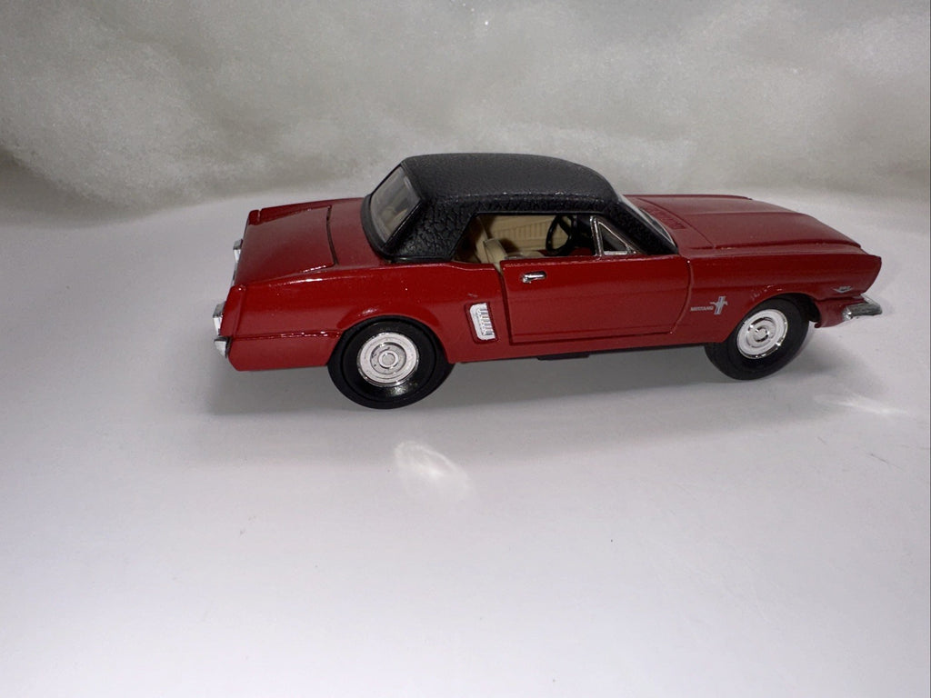 Superior 1965 Ford Mustang Model Car Pull Back Doors Open SS 57194