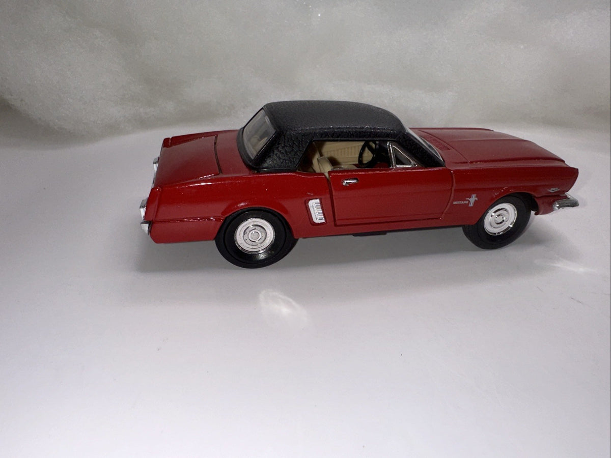 Superior 1965 Ford Mustang Model Car Pull Back Doors Open SS 57194