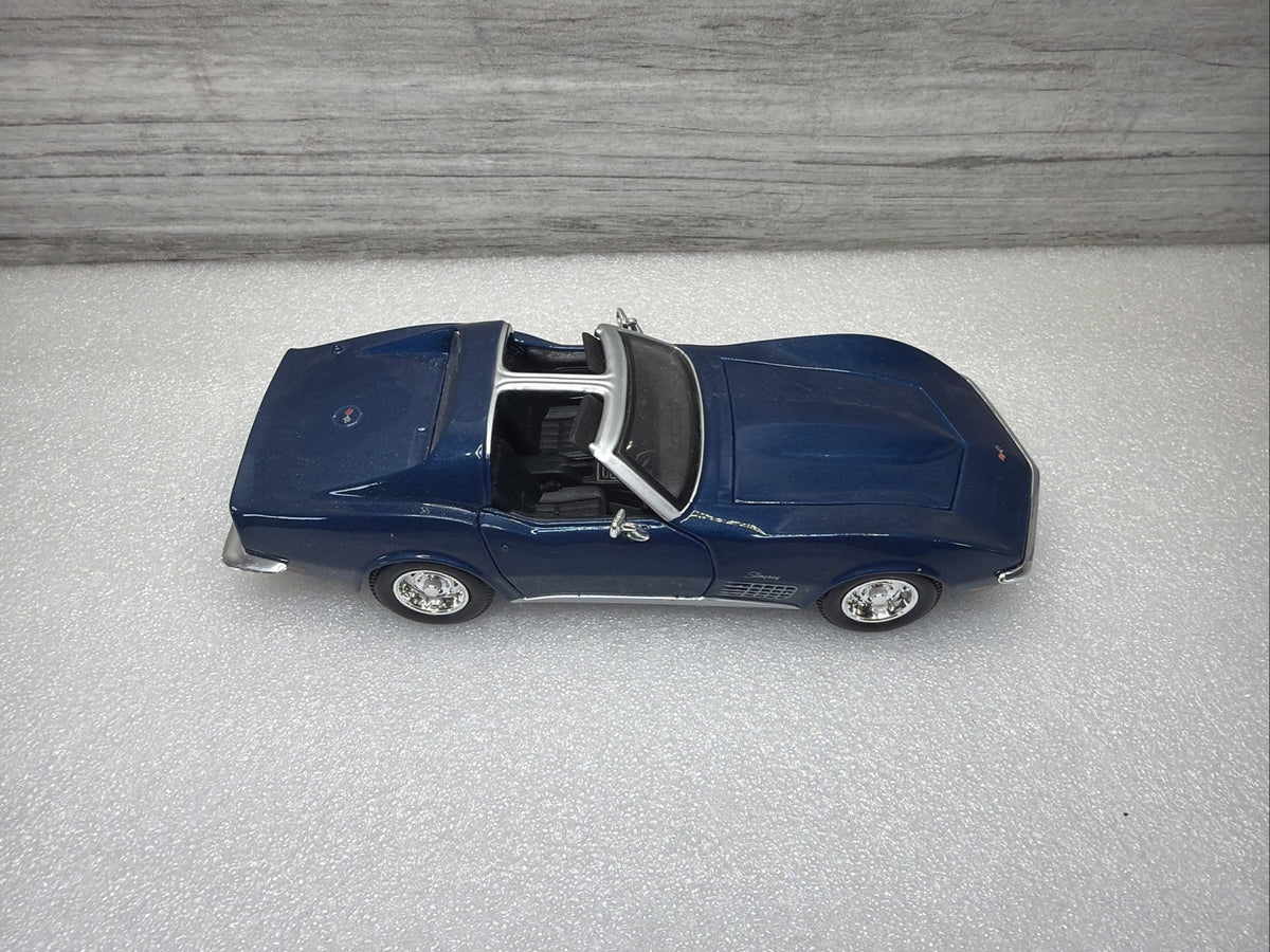 Maisto 1970 Chevrolet Corvette Stingray 1/24 Diecast  Nice Condition No Box2