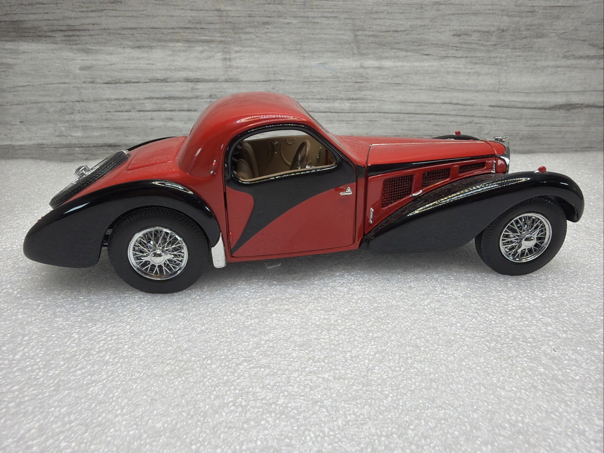 1936 Bugatti Atalante Type 57SC Franklin Mint 1:24 Red Black No Tag Or Box0