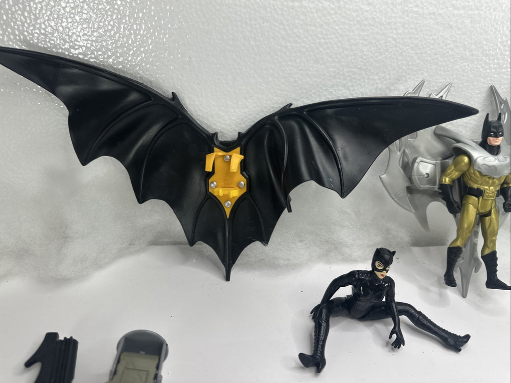 Used Vintage Batman Kenner figures lot Wings Missiles Etc 1990’s Characters Used1