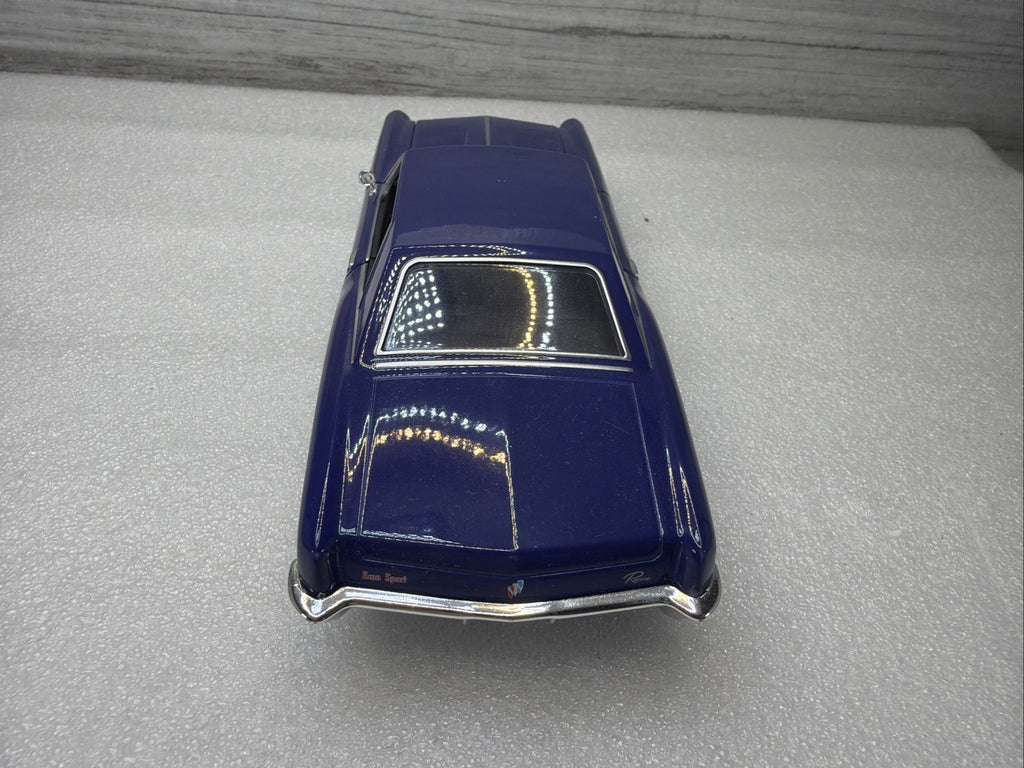1965 BUICK RIVIERA GRAND SPORT HARD TOP WELLY 24072 1/24 DIECAST CAR BLUE NO BOX8