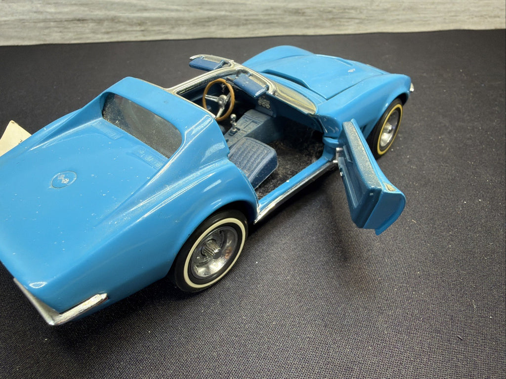 1968 Chevrolet Corvette, Franklin Mint, 1/24 Scale Diecast Model, Blue No Box10