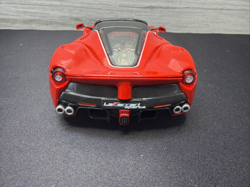 Ferrari LaFerrari F70 Aperta Red Diecast 1:24 Scale Model Car - Bburago 26022RD7