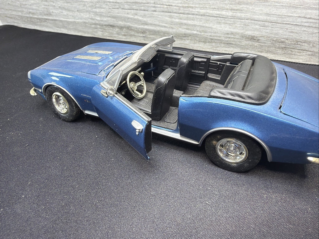 1967 Blue Chevy Camaro SS  Motormax Die Cast  Convertible Vehicle 1:24 Scale3