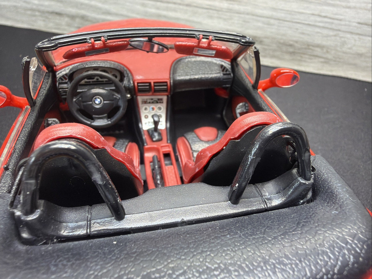 Bburago 1996 BMW M Roadster Convertible Red Scale 1:18 Made Italy No Box Read16