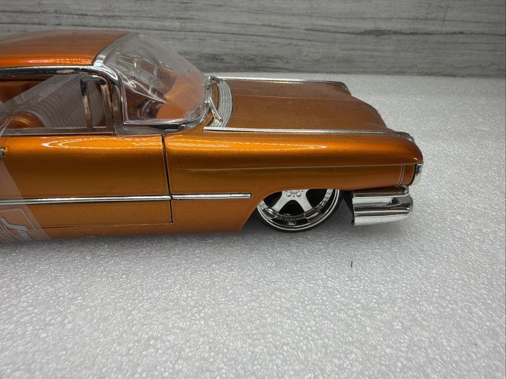 JADA 1/24 DUB CITY RARE ORANGE 1959 CADILLAC COUPE DE VILLE VERY NICE  NO BOX9