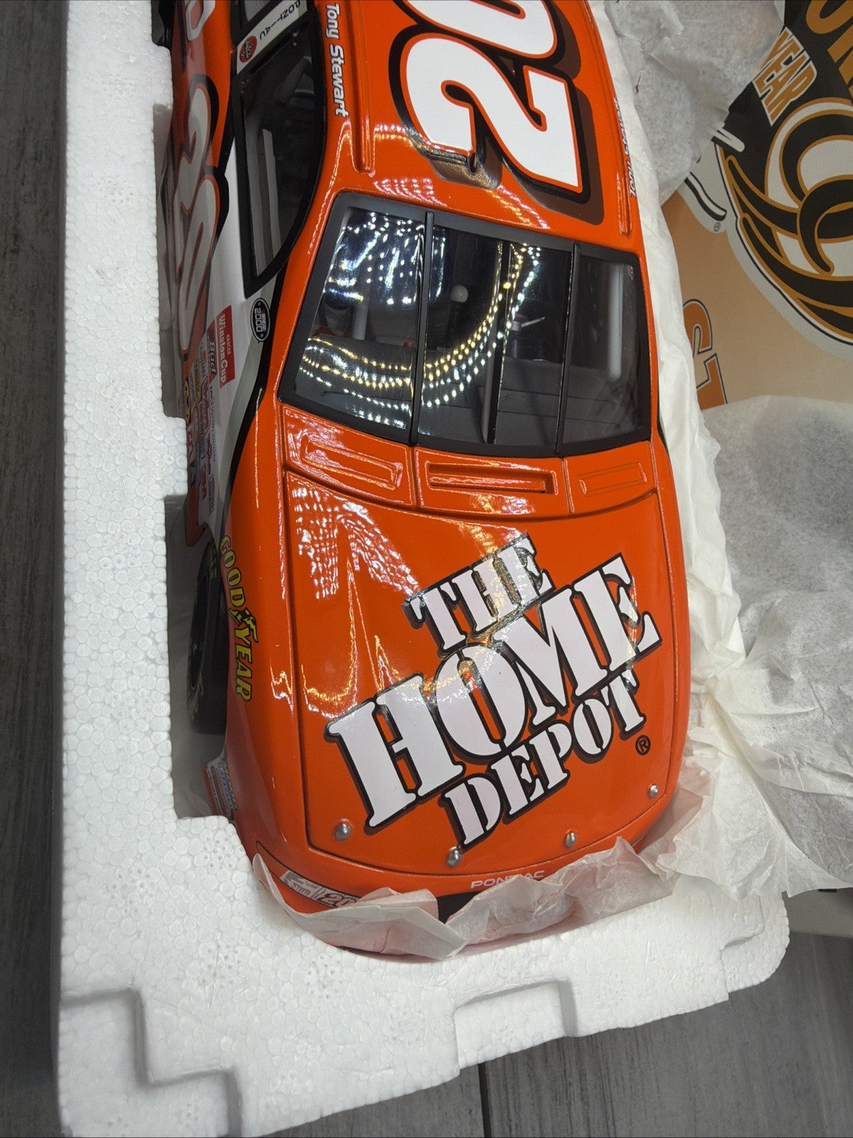 Vintage 1:18 Tony Stewart #20 Home Depot ROOKIE OF THE YEAR 2000 Revell 1-25083