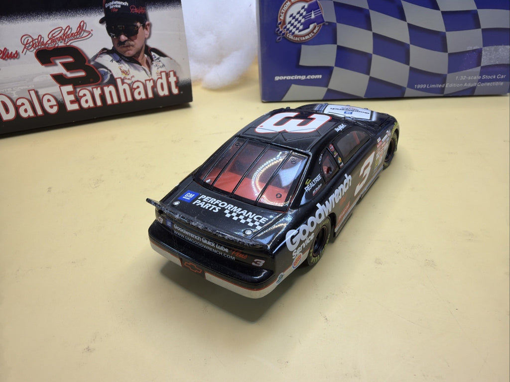 Dale Earnhardt  Goodwrench Service Plus Sign 1999 1/32 Action Diecast Car 1/35048